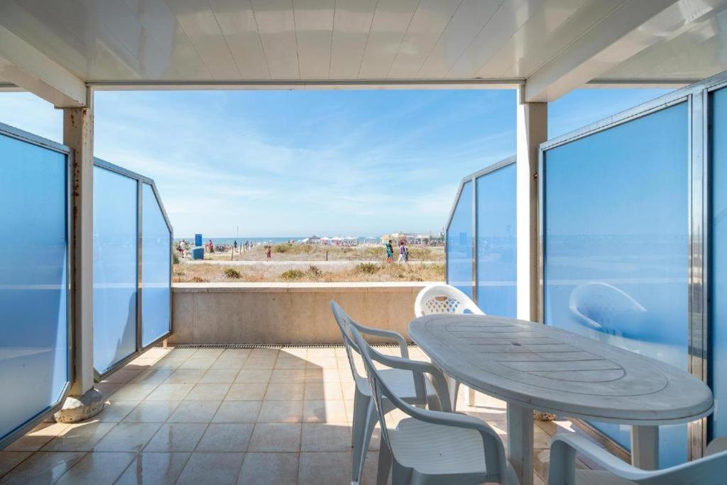 Apartamentos Denis Кастельдафелс Екстер'єр фото